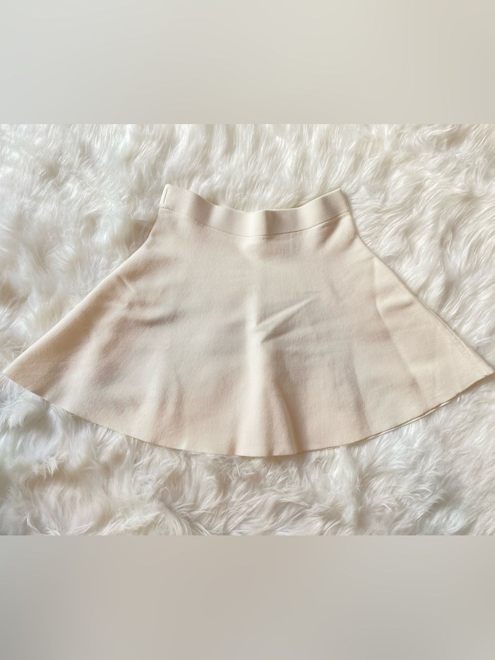 H&M Cream Mini Skirt Size S